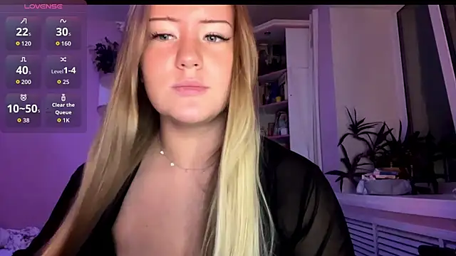 Lisi Kiss  online show from July 20, 2026, 6:21 pm