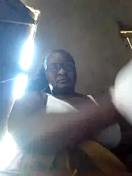 Snapshot of Judith123 chatting on June 17, 2026, 6:49 am Judith123 online show from June 17, 2026, 6:49 am