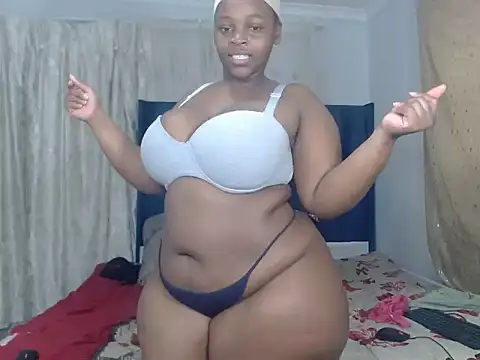 Snapshot of NaturalCurves7 chatting on June 21, 2026, 11:46 am NaturalCurves7 online show from June 21, 2026, 11:46 am