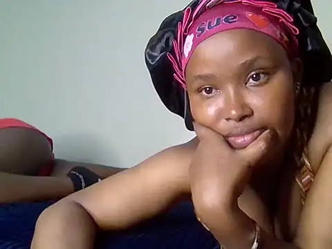 Snapshot of Pretty_neni chatting on May 20, 2026, 7:09 pm Pretty neni online show from May 20, 2026, 7:09 pm