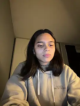 delilahraebaby online show from June 3, 2026, 3:53 am
