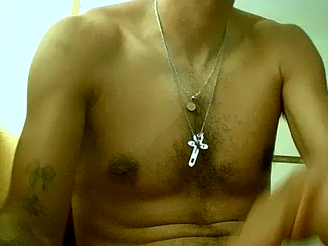 Snapshot of Negritohot3682 chatting on June 17, 2026, 8:21 pm Negritohot3682 online show from June 17, 2026, 8:21 pm