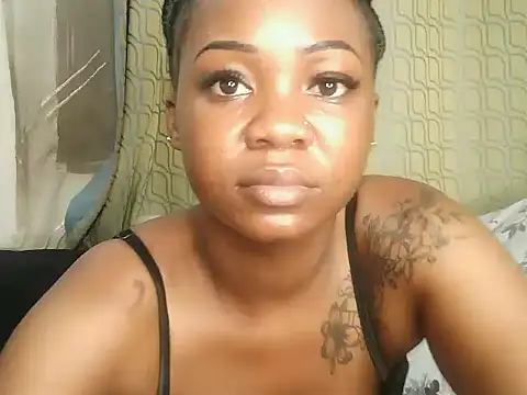 Snapshot of savage_and_sweet chatting on June 13, 2026, 11:13 pm savage and sweet online show from June 13, 2026, 11:13 pm