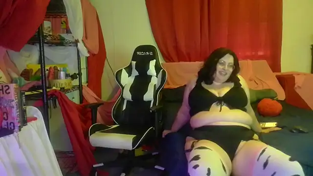 Snapshot of squishkink chatting on May 22, 2026, 3:28 pm squishkink online show from May 22, 2026, 3:28 pm