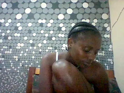 Snapshot of liligal chatting on June 27, 2026, 7:08 pm liligal online show from June 27, 2026, 7:08 pm