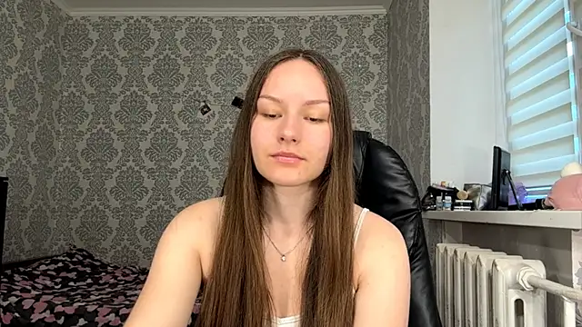 Snapshot of ShaylaChong chatting on June 21, 2026, 4:04 am ShaylaChong online show from June 21, 2026, 4:04 am