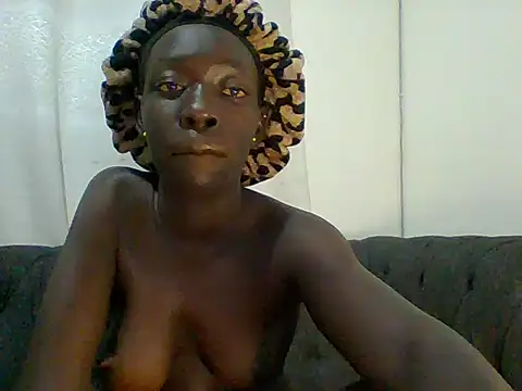 Snapshot of SexyTash25 chatting on June 1, 2026, 1:18 am SexyTash25 online show from June 1, 2026, 1:18 am