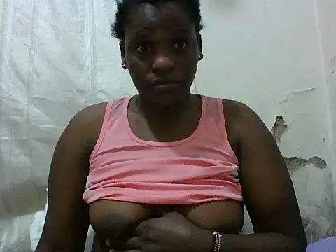 Hot-Perryl online show from July 9, 2026, 2:15 am