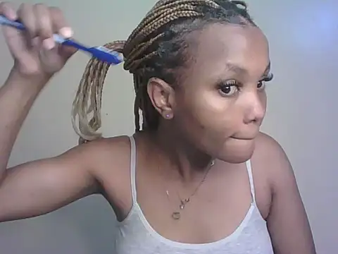 Snapshot of PrettyT5 chatting on July 13, 2026, 7:16 pm PrettyT5 online show from July 13, 2026, 7:16 pm