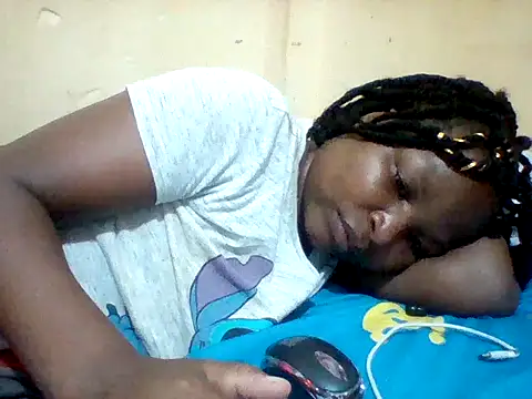 Snapshot of Camilla-Sweets chatting on May 20, 2026, 6:52 am Camilla-Sweets online show from May 20, 2026, 6:52 am