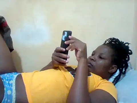 Snapshot of Camilla-Sweets chatting on May 30, 2026, 8:44 am Camilla-Sweets online show from May 30, 2026, 8:44 am