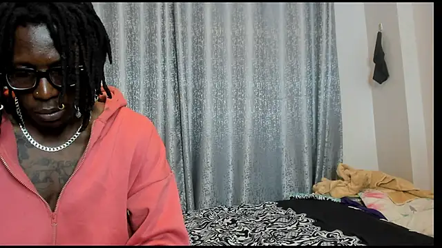Snapshot of Charlies_Angelz chatting on June 24, 2026, 9:08 am Charlies Angelz online show from June 24, 2026, 9:08 am