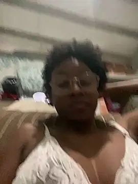 cacauzinhababy online show from May 27, 2026, 10:51 pm