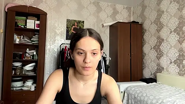 MarlynSiefkes online show from June 5, 2026, 12:55 pm
