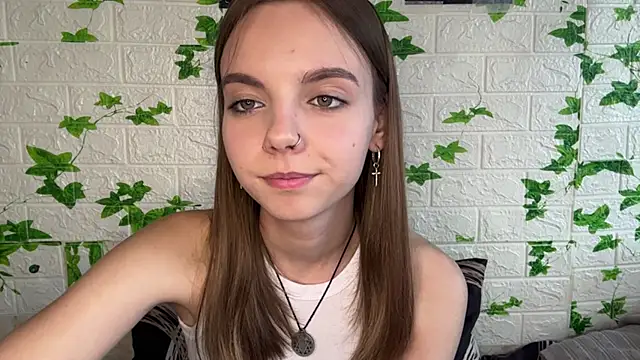 LisaPorse online show from June 25, 2026, 2:10 pm