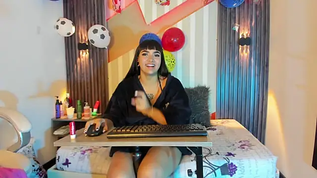Snapshot of MadisonYoung000 chatting on June 30, 2026, 12:17 pm MadisonYoung000 online show from June 30, 2026, 12:17 pm