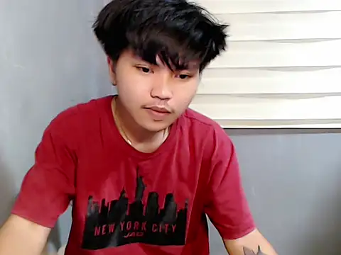Snapshot of Mrbigcumx chatting on May 19, 2026, 4:24 pm Mrbigcumx online show from May 19, 2026, 4:24 pm