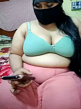 Snapshot of shaik35f chatting on July 27, 2026, 4:36 pm shaik35f online show from July 27, 2026, 4:36 pm