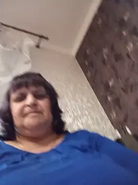 Snapshot of LisichkaOksana chatting on June 1, 2026, 5:36 pm LisichkaOksana online show from June 1, 2026, 5:36 pm