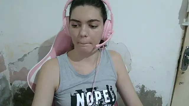 Angel Ristoww online show from May 31, 2026, 10:22 pm