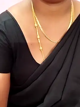 Snapshot of Tamil_Hot_Kulfi chatting on June 6, 2026, 3:33 am Tamil Hot Kulfi online show from June 6, 2026, 3:33 am