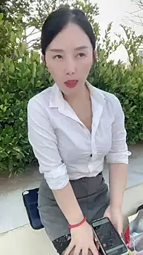 Snapshot of lylxili chatting on July 20, 2026, 10:39 am lylxili online show from July 20, 2026, 10:39 am
