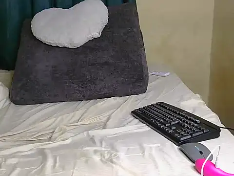 Snapshot of chocolate_peggy chatting on June 11, 2026, 12:08 am chocolate peggy online show from June 11, 2026, 12:08 am