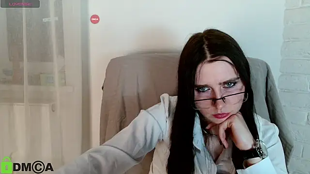 Snapshot of ArianaDelRey chatting on June 17, 2026, 7:26 pm ArianaDelRey online show from June 17, 2026, 7:26 pm