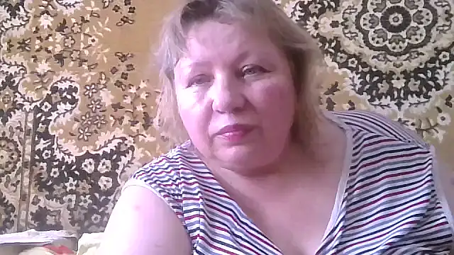 Snapshot of LediMelissa chatting on July 1, 2026, 1:56 pm LediMelissa online show from July 1, 2026, 1:56 pm