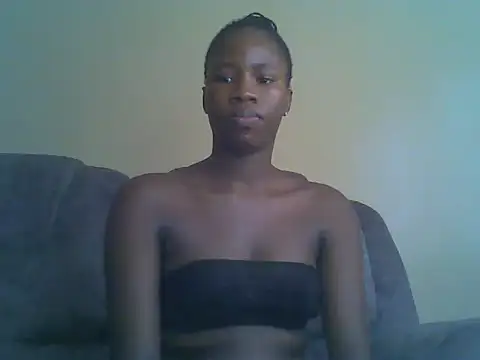 Snapshot of Cuteebony16 chatting on May 25, 2026, 12:11 pm Cuteebony16 online show from May 25, 2026, 12:11 pm
