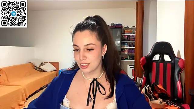 SweetFenomen67 online show from June 15, 2026, 7:05 pm