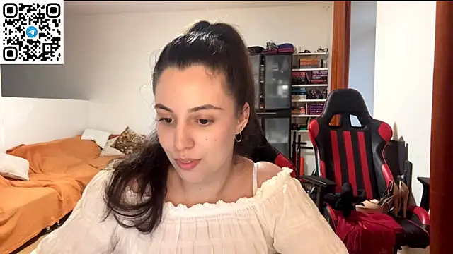SweetFenomen67 online show from July 17, 2026, 5:07 pm