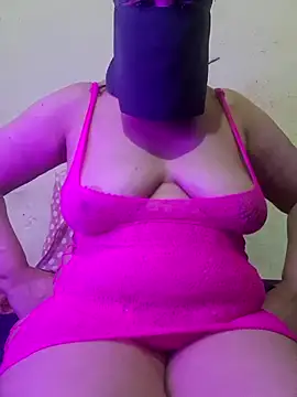 Snapshot of chirin_sexy chatting on July 15, 2026, 4:56 pm chirin sexy online show from July 15, 2026, 4:56 pm