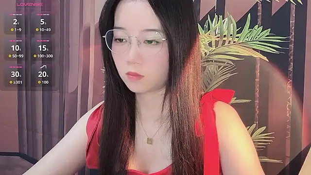 Snapshot of 77-Vicky chatting on June 2, 2026, 6:48 am 77-Vicky online show from June 2, 2026, 6:48 am