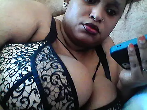 Snapshot of Pretty_sandrah chatting on May 21, 2026, 12:23 pm Pretty sandrah online show from May 21, 2026, 12:23 pm