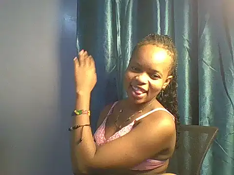 Snapshot of Afrikan_desire chatting on May 21, 2026, 10:33 am Afrikan desire online show from May 21, 2026, 10:33 am