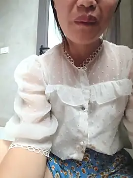 Emma-sin online show from July 5, 2026, 4:19 am