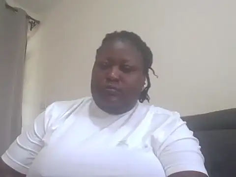 Snapshot of fat_ebonyqueen chatting on May 22, 2026, 10:21 am fat ebonyqueen online show from May 22, 2026, 10:21 am