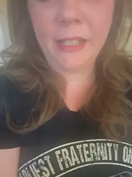 Bigtittymilkmommy online show from May 20, 2026, 1:56 am