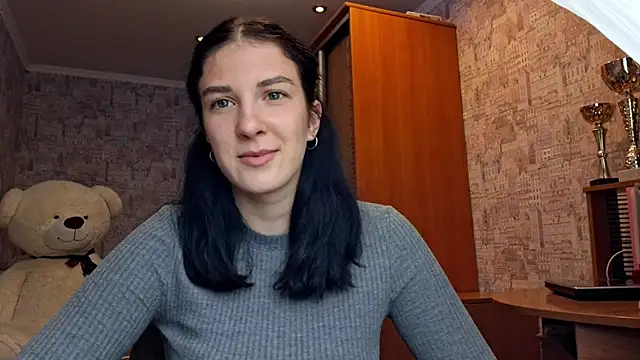 Snapshot of MoroseViki chatting on May 27, 2026, 2:25 pm MoroseViki online show from May 27, 2026, 2:25 pm