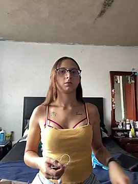 Snapshot of aria_rousse3 chatting on May 20, 2026, 2:12 pm aria rousse3 online show from May 20, 2026, 2:12 pm