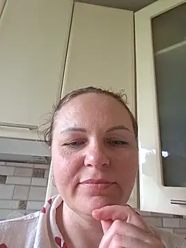 Snapshot of Meri_a chatting on May 21, 2026, 8:21 am Meri a online show from May 21, 2026, 8:21 am
