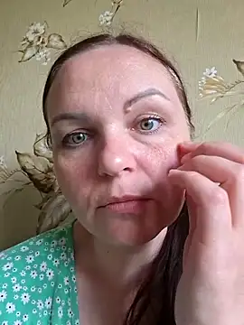 Snapshot of Meri_a chatting on May 25, 2026, 11:49 am Meri a online show from May 25, 2026, 11:49 am