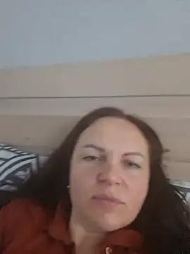 Snapshot of Meri_a chatting on June 22, 2026, 2:25 pm Meri a online show from June 22, 2026, 2:25 pm