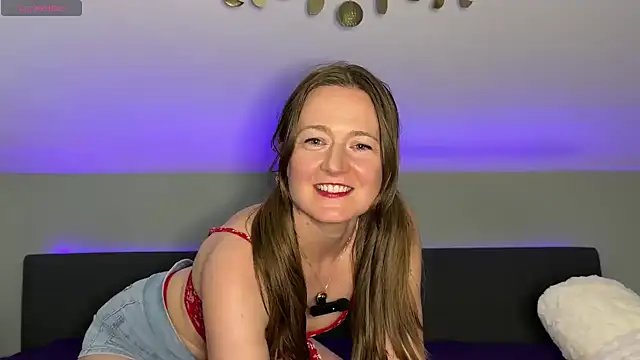 Cassianesta online show from June 3, 2026, 8:14 pm