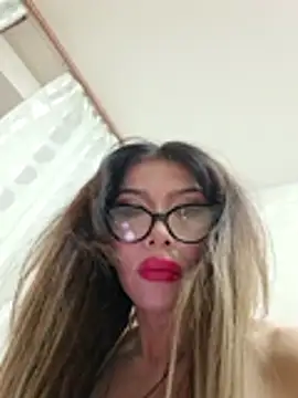 JessicaNichols  online show from June 27, 2026, 11:37 am