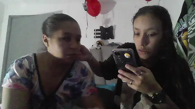 Snapshot of Amber_rose17 chatting on July 11, 2026, 12:57 am Amber rose17 online show from July 11, 2026, 12:57 am