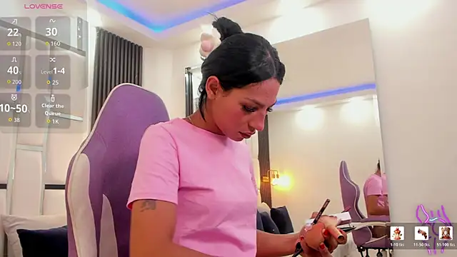 Snapshot of Maia_Clark520 chatting on June 17, 2026, 6:20 pm Maia Clark520 online show from June 17, 2026, 6:20 pm