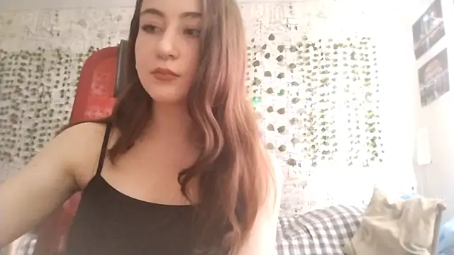 Snapshot of Pollykiss chatting on June 16, 2026, 10:18 am Pollykiss online show from June 16, 2026, 10:18 am