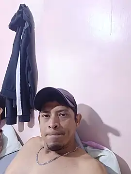 Snapshot of EryckSet chatting on June 12, 2026, 3:11 pm EryckSet online show from June 12, 2026, 3:11 pm